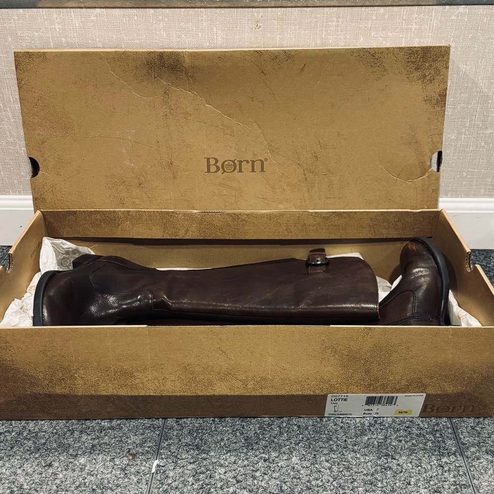 Born “Lottie” riding boot